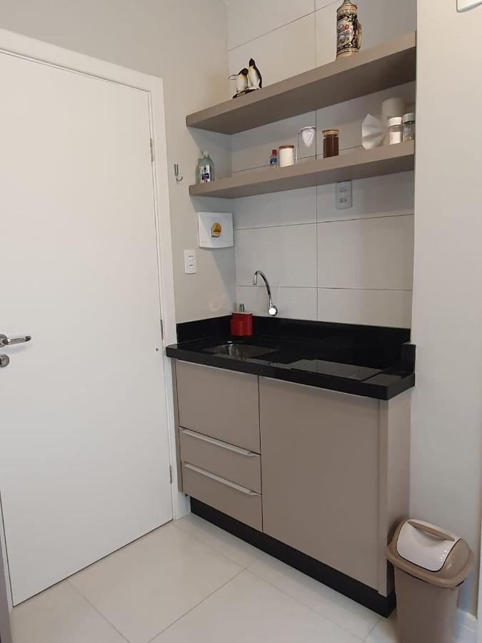 Lindo Apto, 100Metros Da Praia, Na Av Brasil Com A Av Central Melhor Localizacao Apartment Balneário Camboriú Екстериор снимка