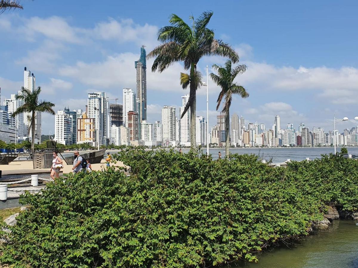 Lindo Apto, 100Metros Da Praia, Na Av Brasil Com A Av Central Melhor Localizacao Apartment Balneário Camboriú Екстериор снимка